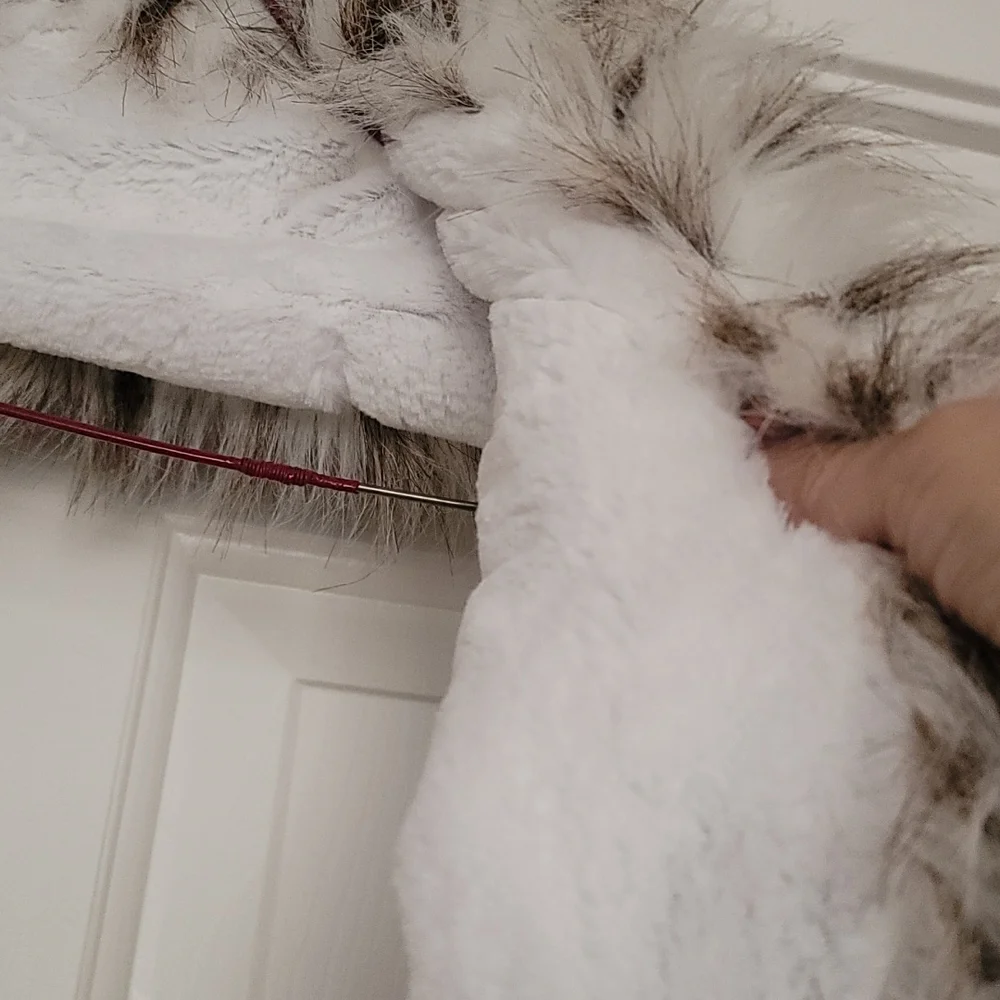 Fake Lynx stole or scarf - Picture 4 of 6